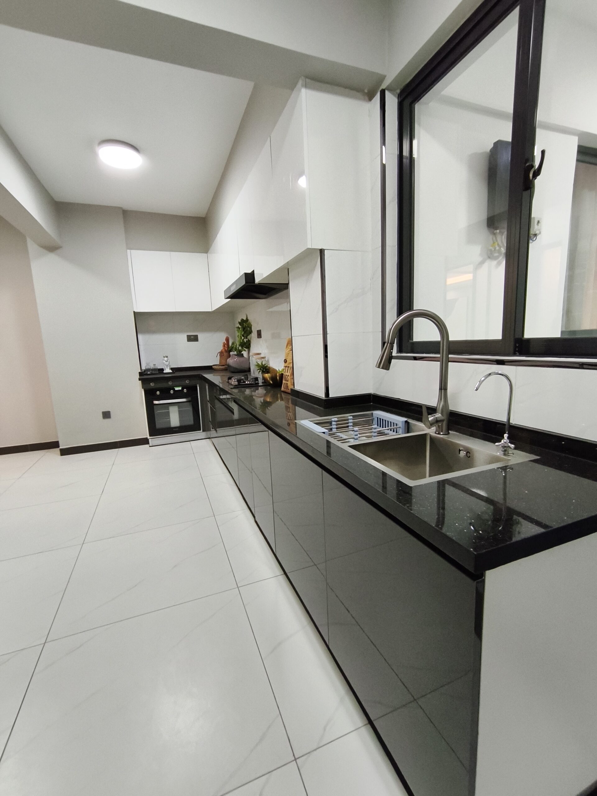 LUXURY 4 BEDROOM APARTMENTS WITH STUDY & DSQ FOR SALE IN KILELESHWA NAIROBI