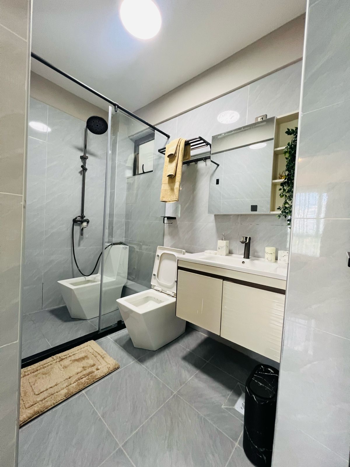 VERSAILLES GARDEN KILELESHWA – LUXURY 1 TO 3 BEDROOM APARTMENTS