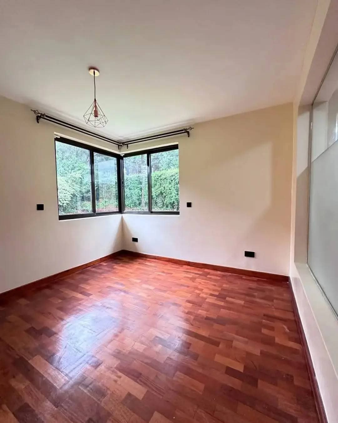 LUXURY RENTAL IN KAREN MODERN  4-BEDROOM HOME + DSQ