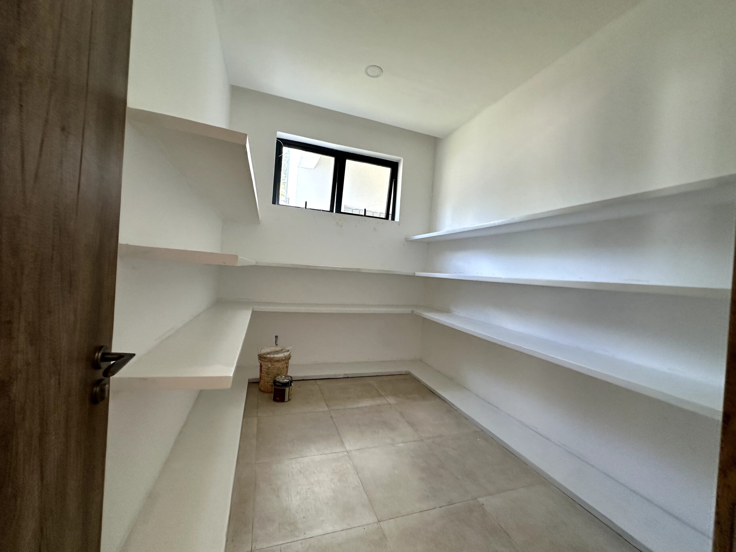 5 BEDROOM LUXURY VILLA FOR SALE IN NYARI CENTRAL NAIROBI