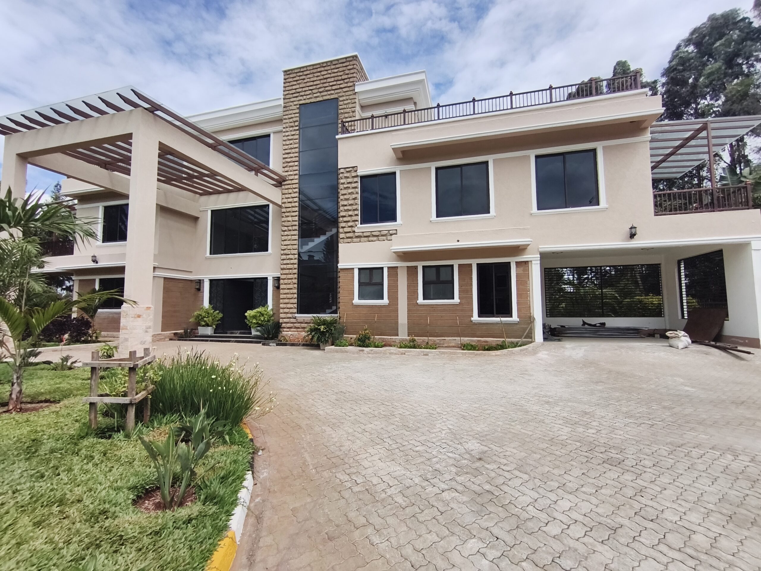 6 BEDROOM LUXURY MANSION FOR RENT IN KAREN NAIROBI