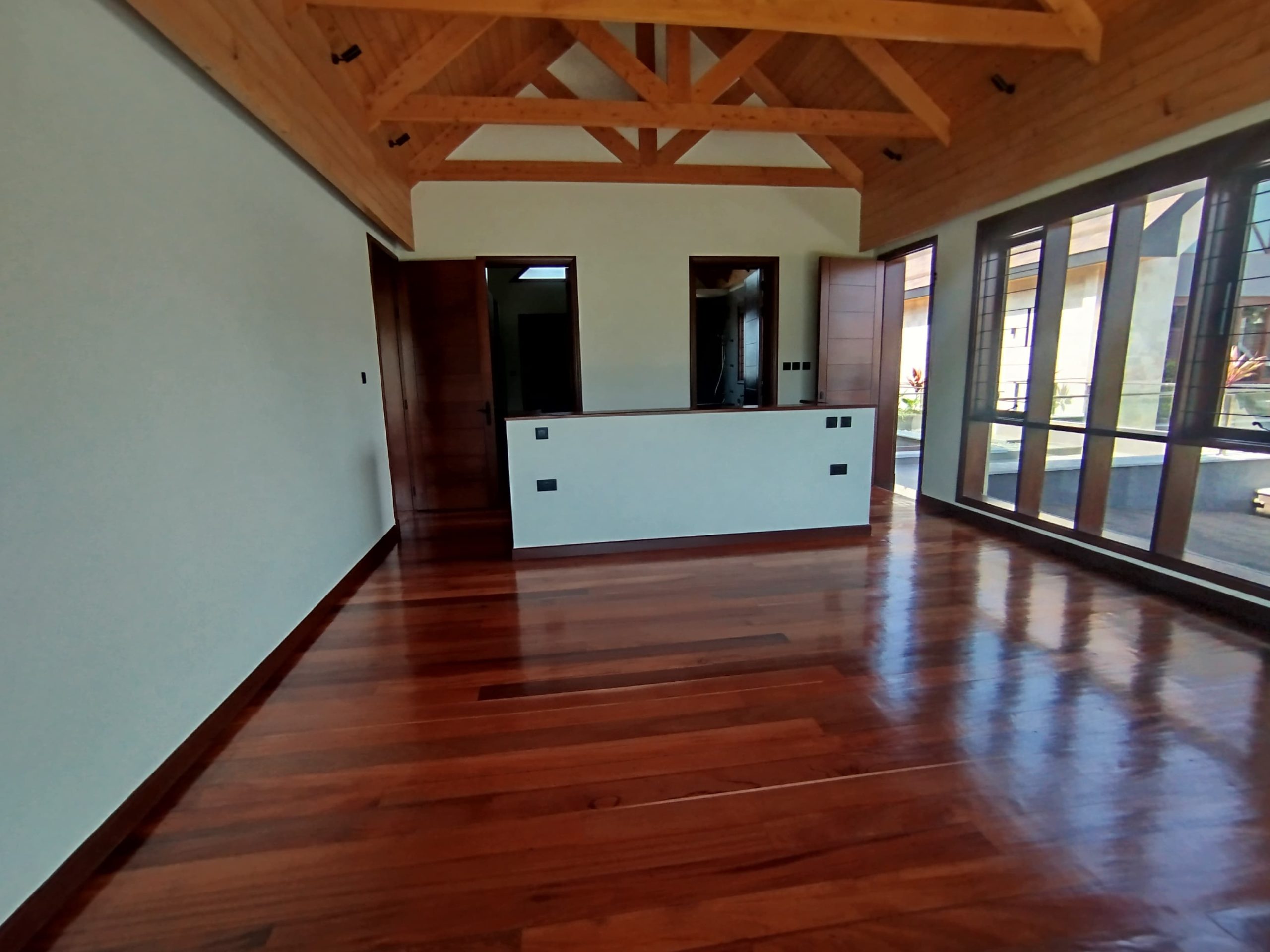Luxury 4 Bedroom Mansion for Sale in Runda Nairobi Luxury 4 Bedroom Mansion for Sale in Runda Nairobi