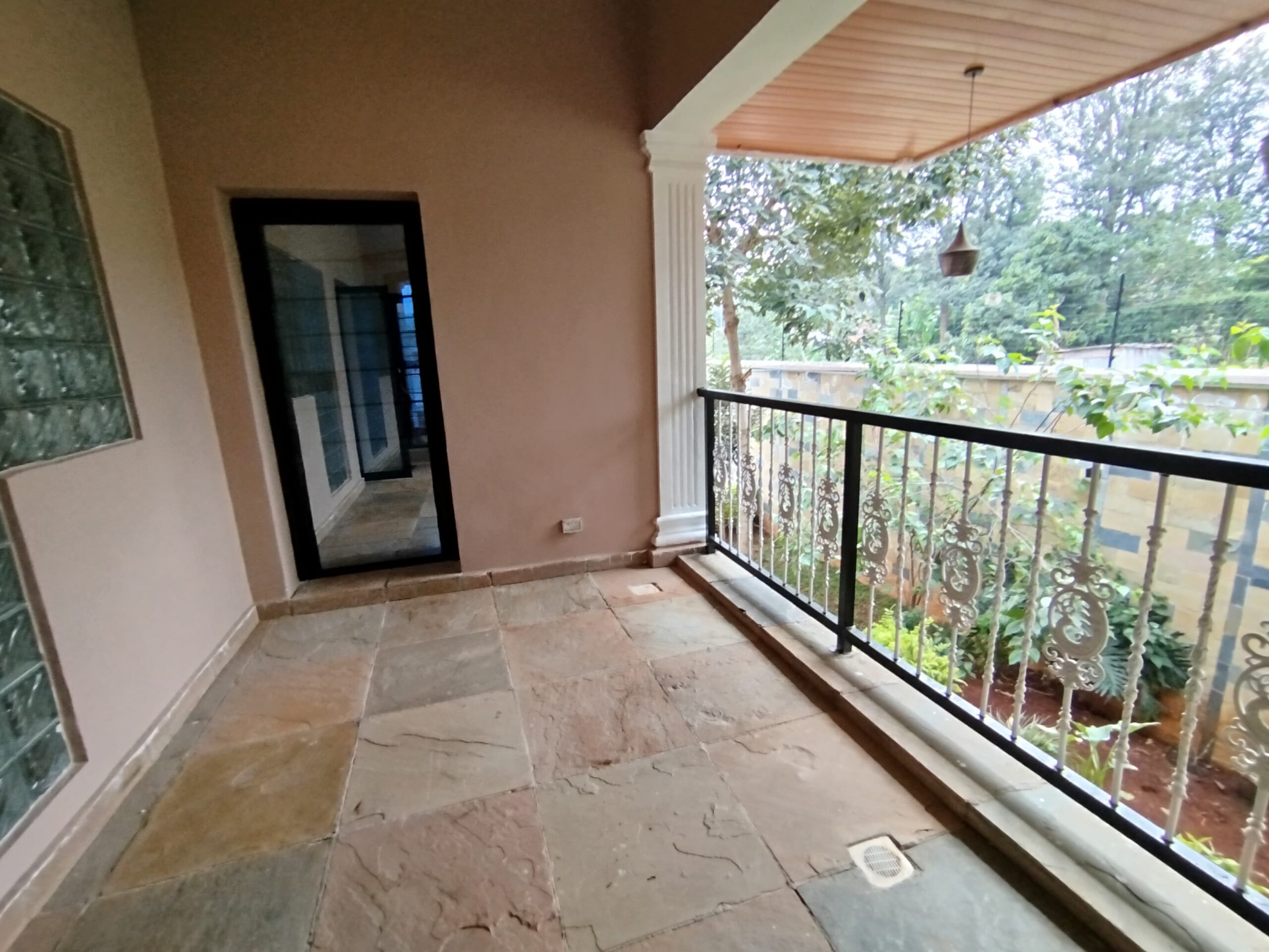 Luxury 6 Bedroom Mansion for Rent in Runda Nairobi – USD 7,500/Month