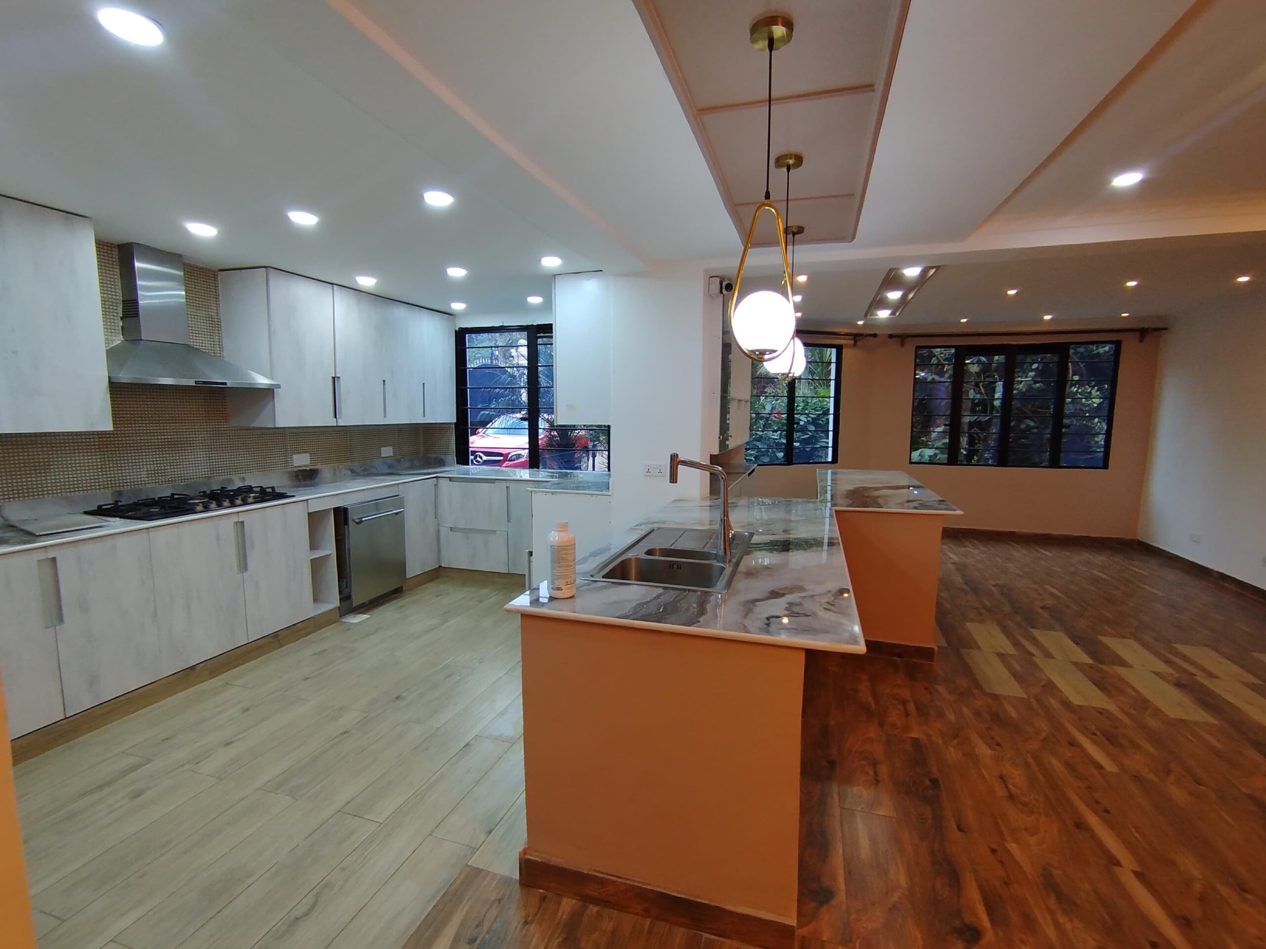Luxury 6 Bedroom Mansion for Rent in Runda Nairobi – USD 7,500/Month