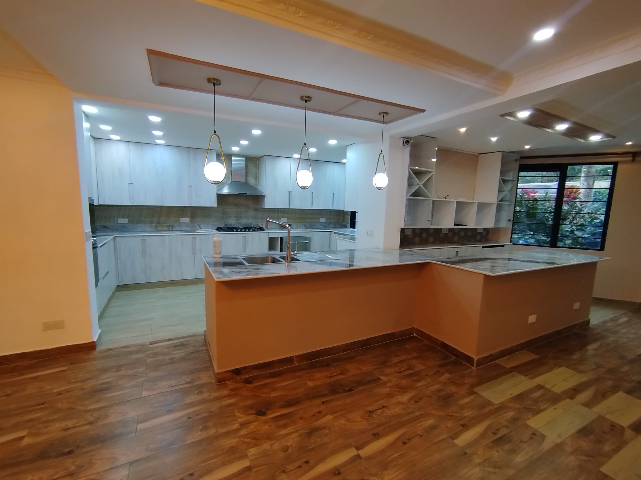 Luxury 6 Bedroom Mansion for Rent in Runda Nairobi – USD 7,500/Month