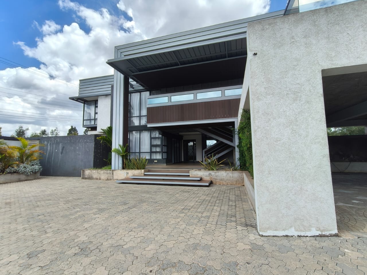 Ultra-Luxury 11 Bedroom Mansion for Sale in Karen, Nairobi – The Prestige Estate | KES 110M
