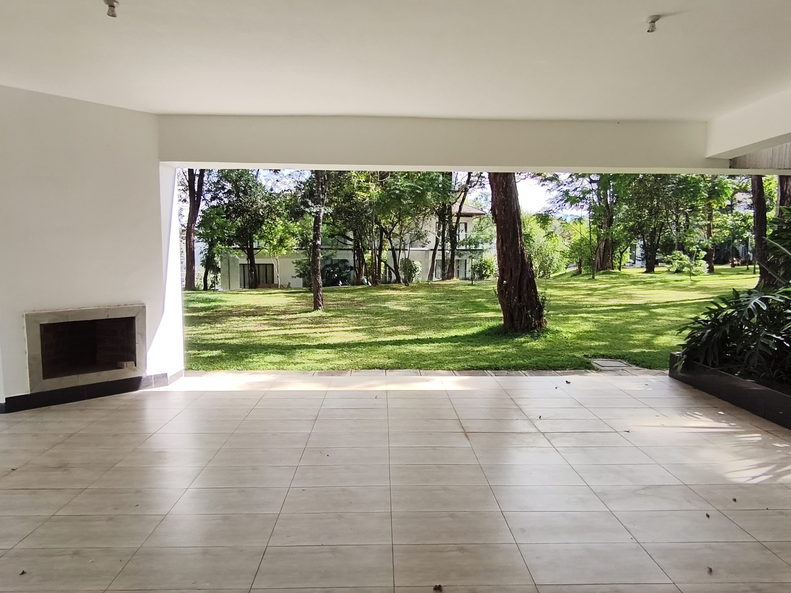 Luxury 5 Bedroom Villa for Rent in Karen Nairobi Luxury 5 Bedroom Villa for Rent in Karen Nairobi