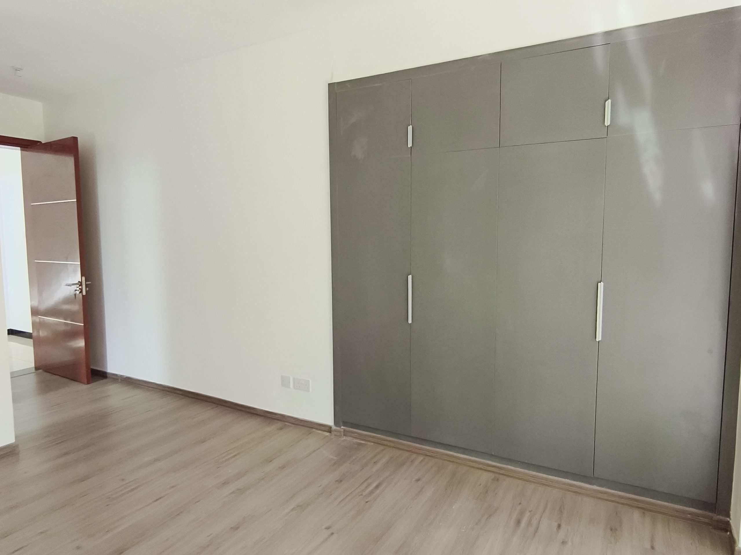 Luxury 5 Bedroom Villa for Rent in Karen Nairobi Luxury 5 Bedroom Villa for Rent in Karen Nairobi
