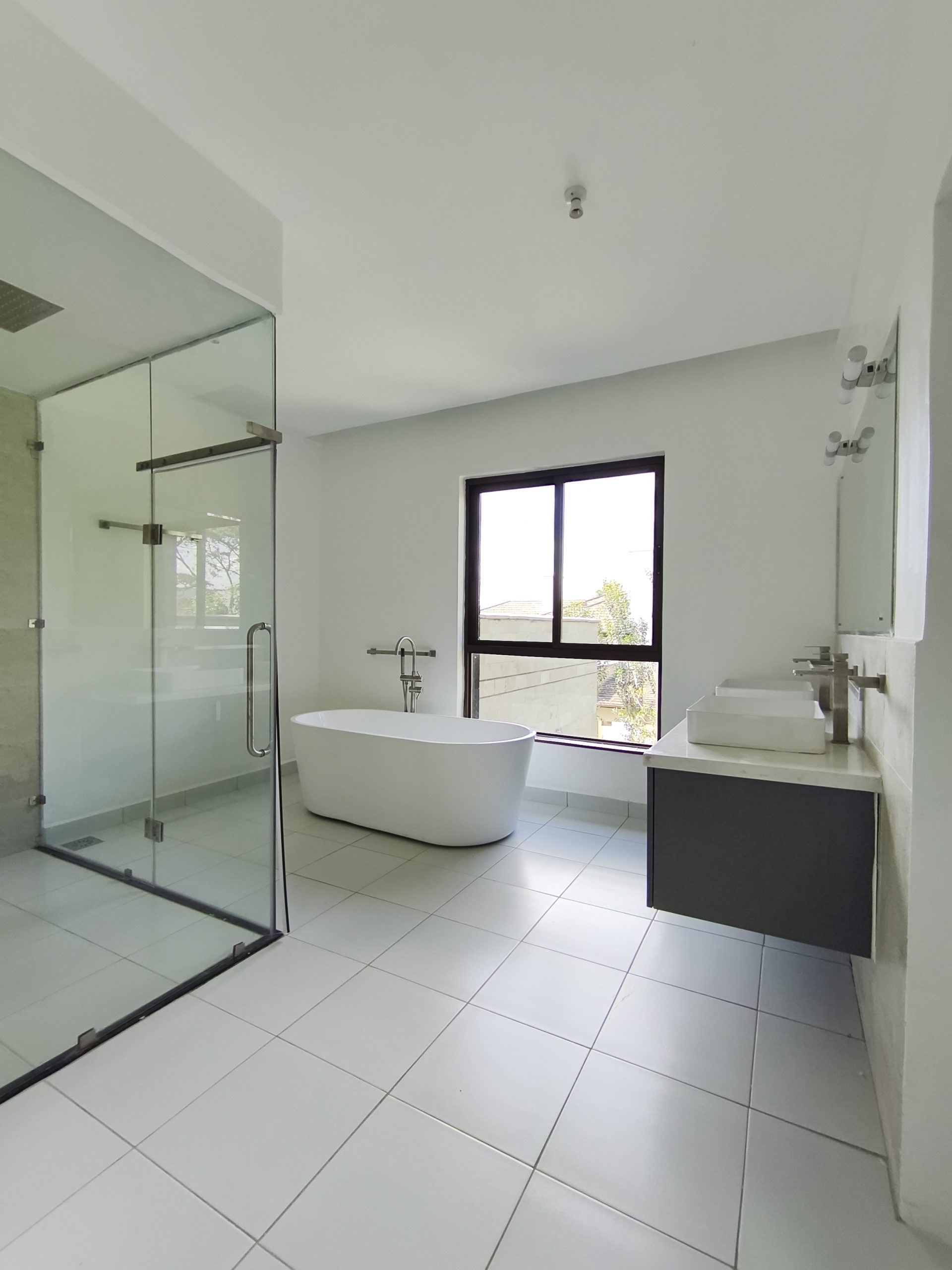 Luxury 5 Bedroom Villa for Rent in Karen Nairobi Luxury 5 Bedroom Villa for Rent in Karen Nairobi