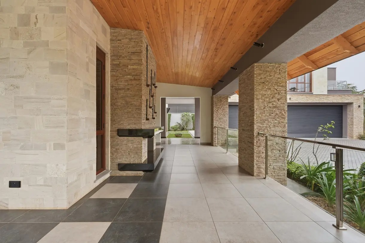 Luxury 4 Bedroom Mansion for Sale in Runda Nairobi Luxury 4 Bedroom Mansion for Sale in Runda Nairobi