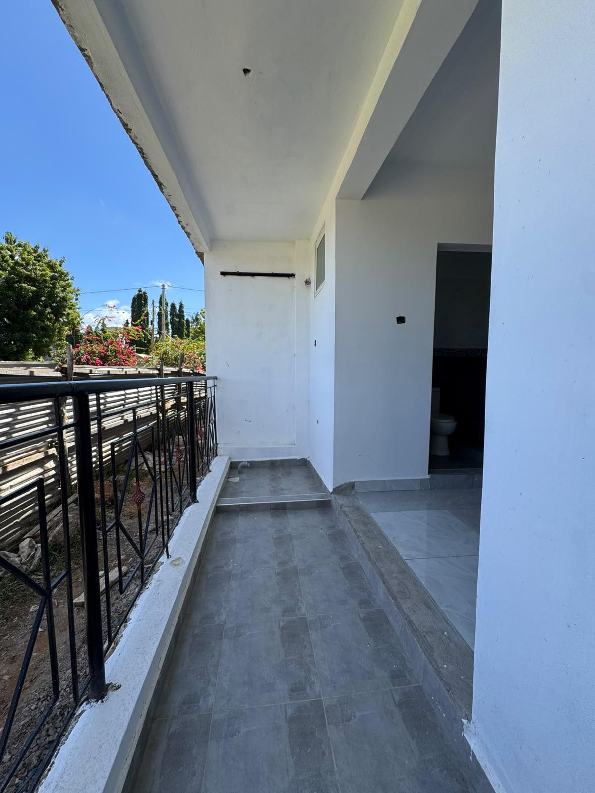 Beach Road Apartments – Studio, 1 and 2 Bedroom apartments for Sale in Mtwapa Kilifi | From KES 2.5M