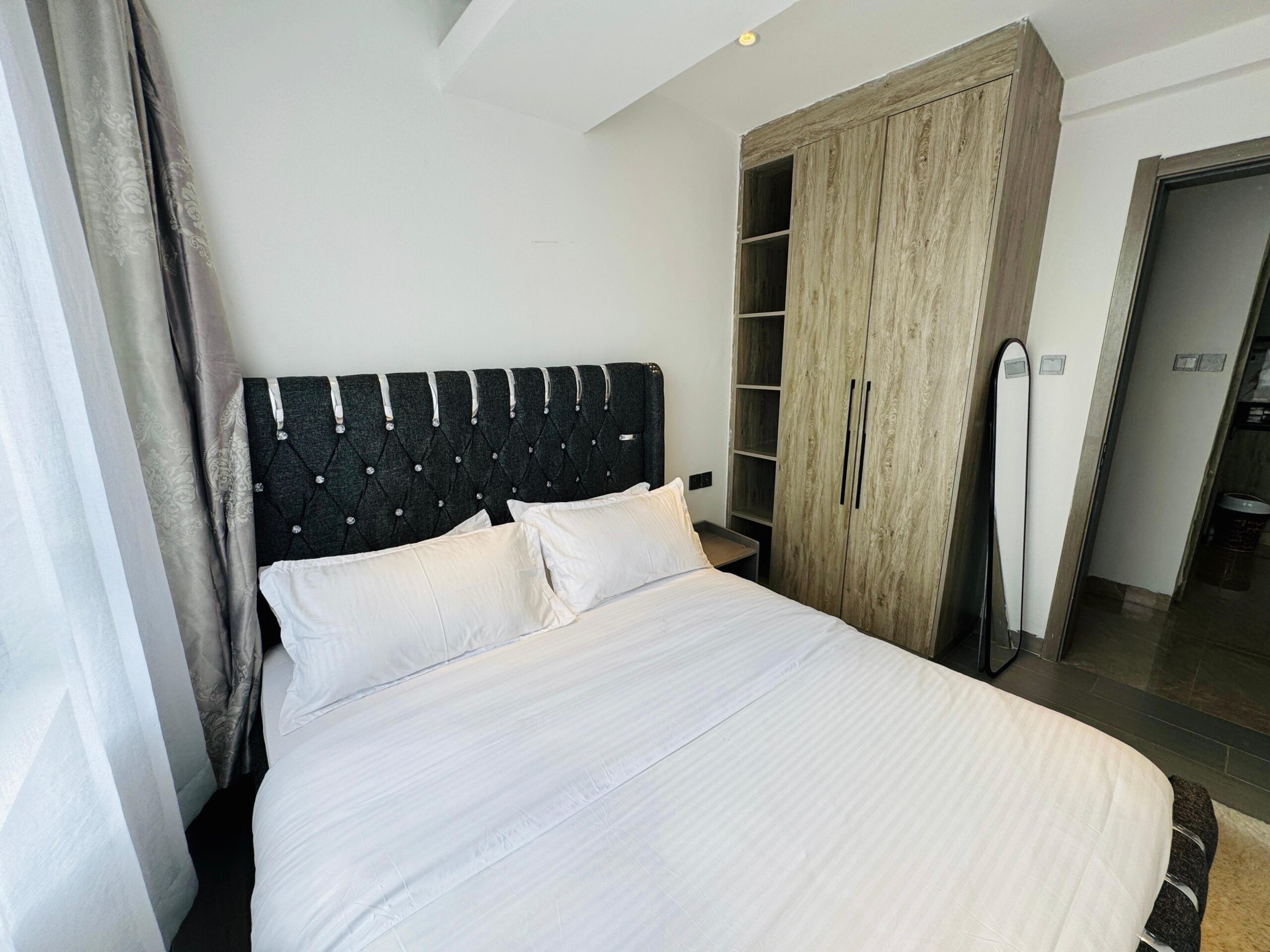 1 Bedroom Furnished Apartment for Rent in Kilimani Nairobi From KES 5,500/Day