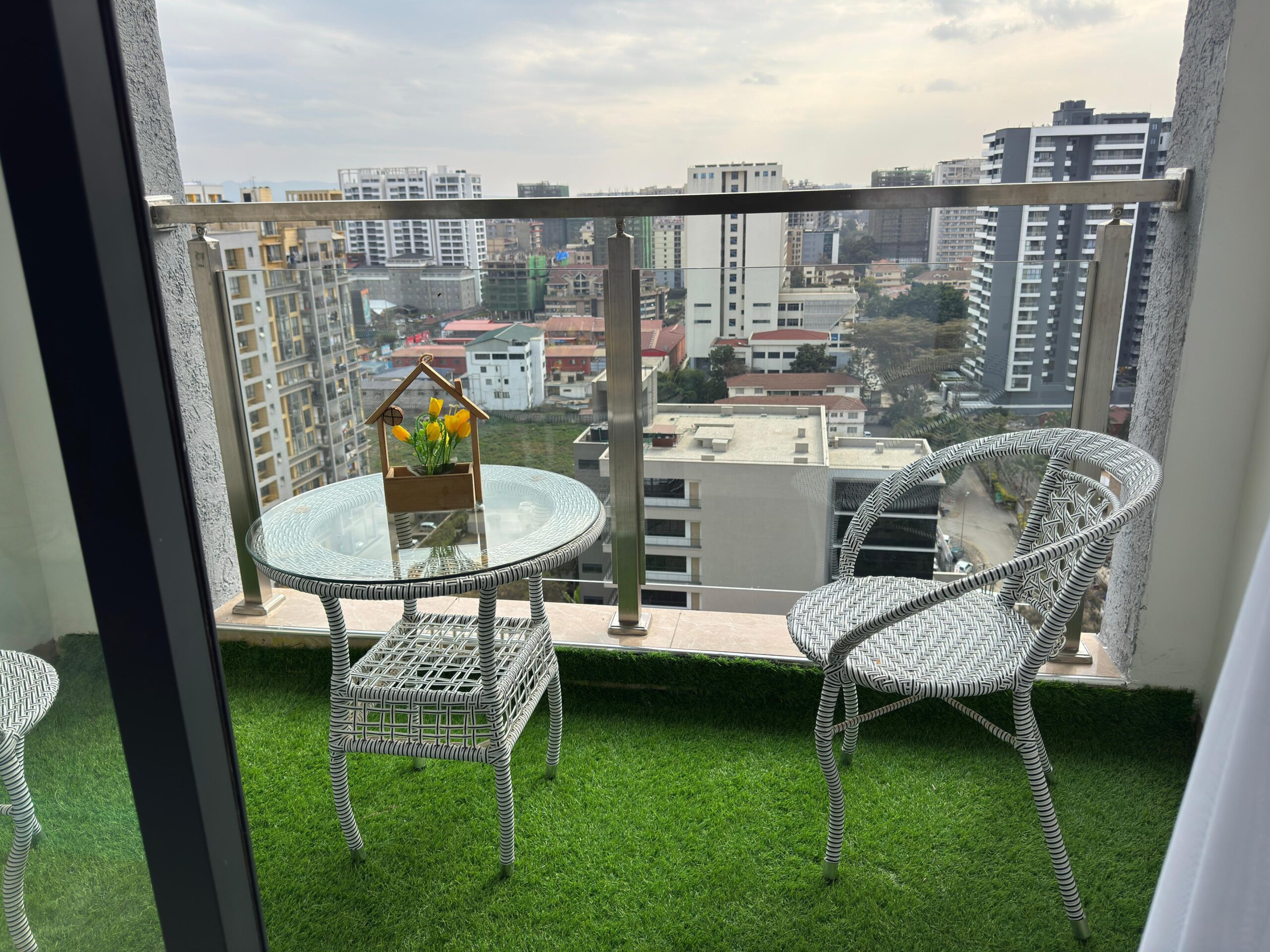 1 Bedroom Furnished Apartment for Rent in Kilimani Nairobi From KES 5,500/Day